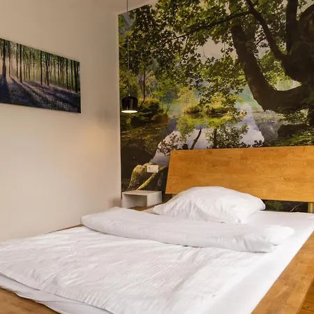 Ginius Homes - Nature Room *